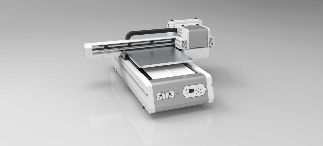Beyaz mürekkepli THK doğrusal rehber raylı 600x900 mm'ye kadar baskı alanı için UV düz yataklı yazıcı